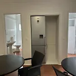 Residencial Sky Lounge Hostel