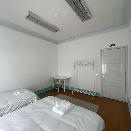 Residencial Sky Lounge אכסניה *