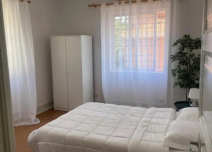 Hostel Residencial Sky Lounge Lisbon