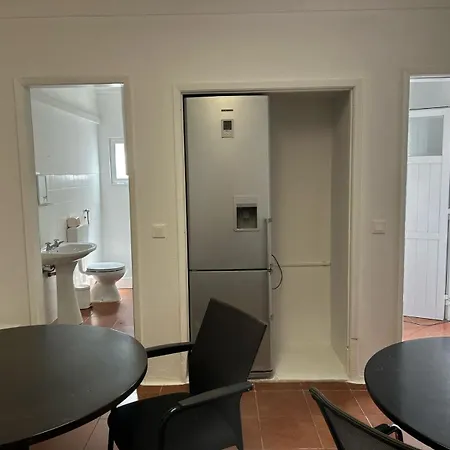 Residencial Sky Lounge Хостел