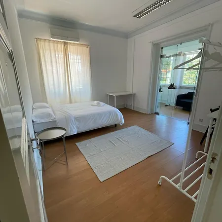 Residencial Sky Lounge Хостел *